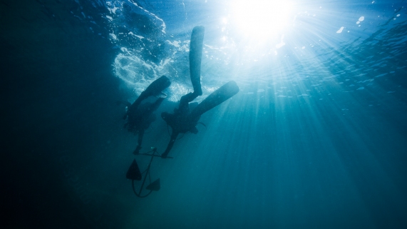 Scuba Divers Anchor