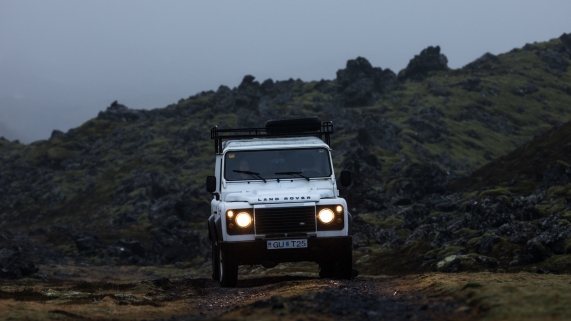 Land Rover Defender 110