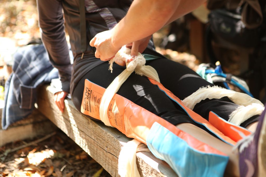 WIlderness medicine: Leg splinting - VAN LOAN PHOTO